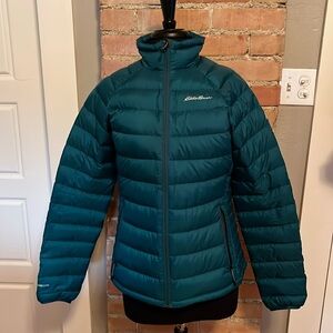 Eddie Bauer Ladies Large Puffer jacket